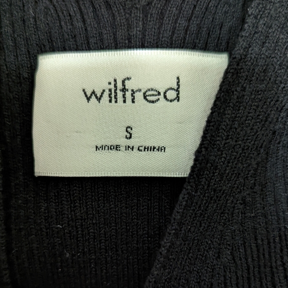 Aritzia Wilfred Black Ribbed V Sweater Size Small - Picture 2 of 3